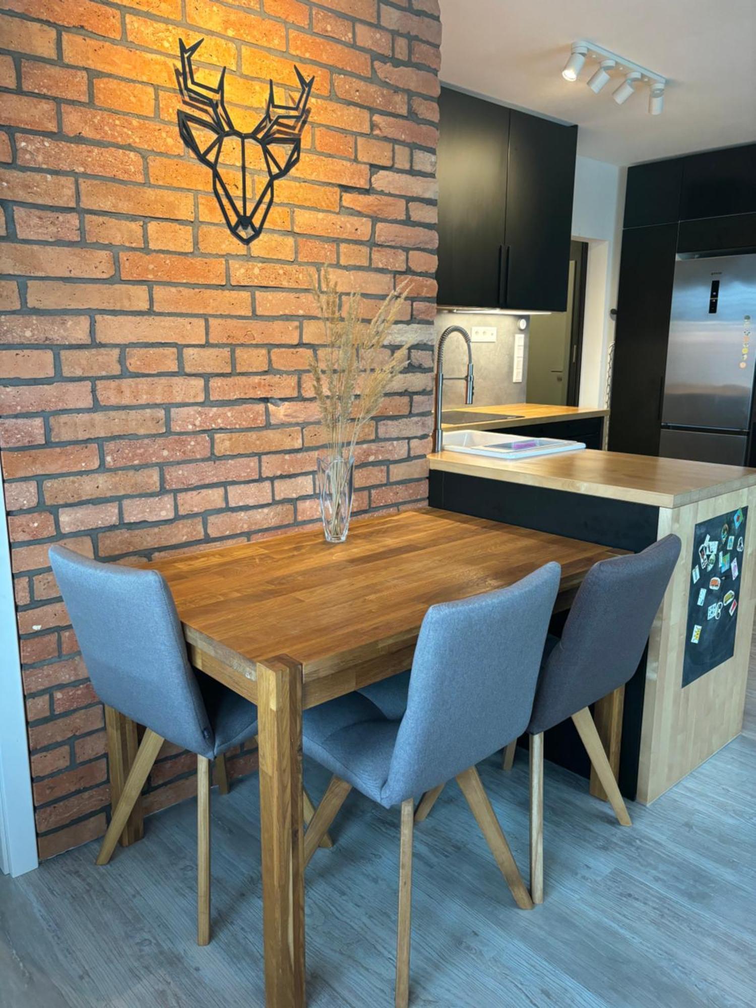 Premiere Apartment Bratislava - Private Parking Extérieur photo